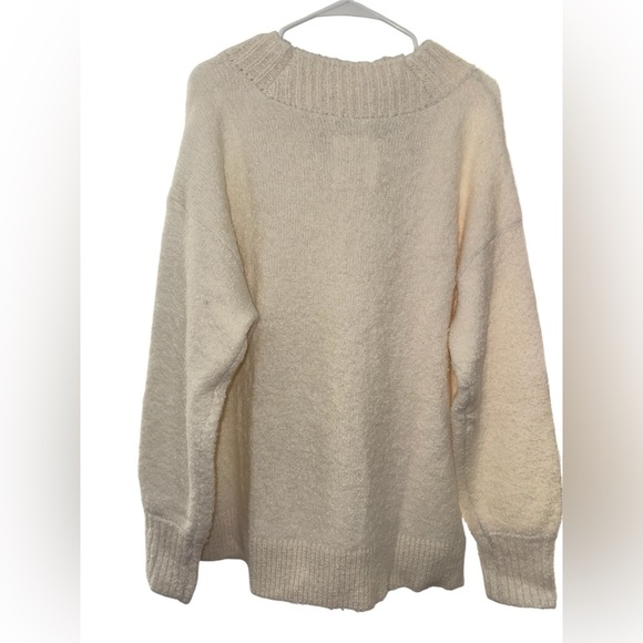 NWT Aerie Off-the-Shoulder Sweater - Picture 4 of 5